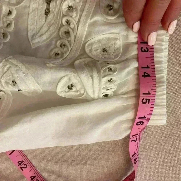 Raga Womens White Mini Nomad embosed appliqué miniskirt small NEW - Picture 11 of 13